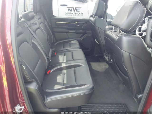 1C6SRFJT0NN333200 RAM 1500 Laramie  4x4 5'7 Box
