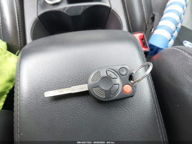 1FADP3F29EL161174 Ford FOCUS SE