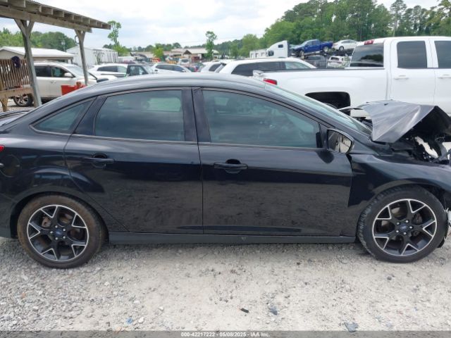 1FADP3F29EL161174 Ford FOCUS SE