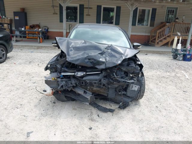 1FADP3F29EL161174 Ford FOCUS SE