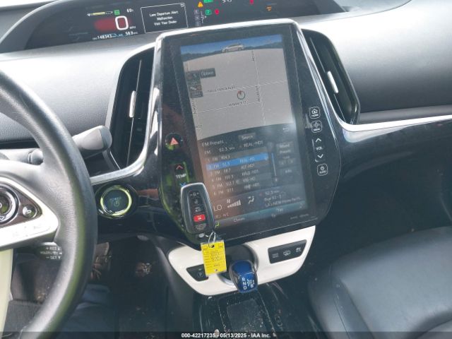 JTDKARFP5H3061952 Toyota Prius Prime Premium