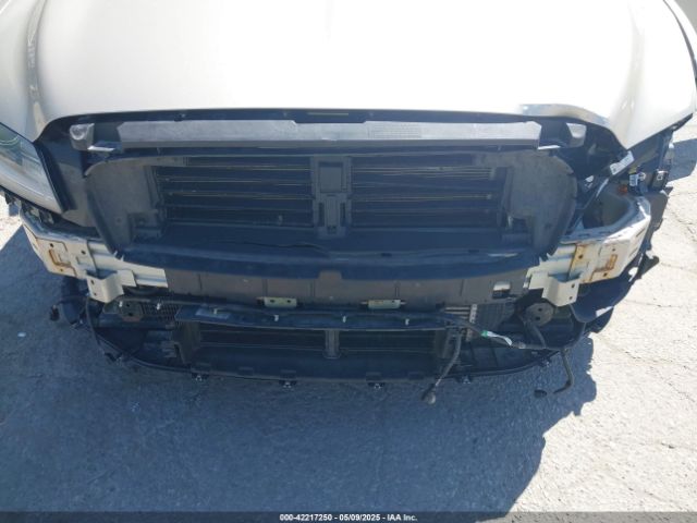 1LN6L9NP9H5616821 Lincoln Continental Reserve