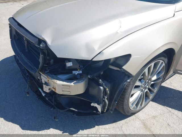 1LN6L9NP9H5616821 Lincoln Continental Reserve