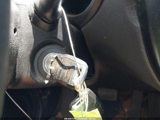 KNDJN2A21J7561561 KIA Soul