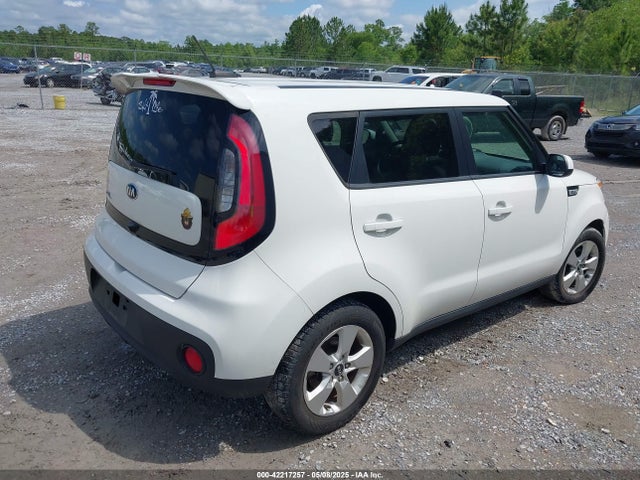 KNDJN2A21J7561561 KIA Soul