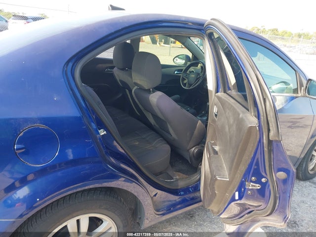 1G1JC5SH6E4162431 Chevrolet Sonic Lt Auto