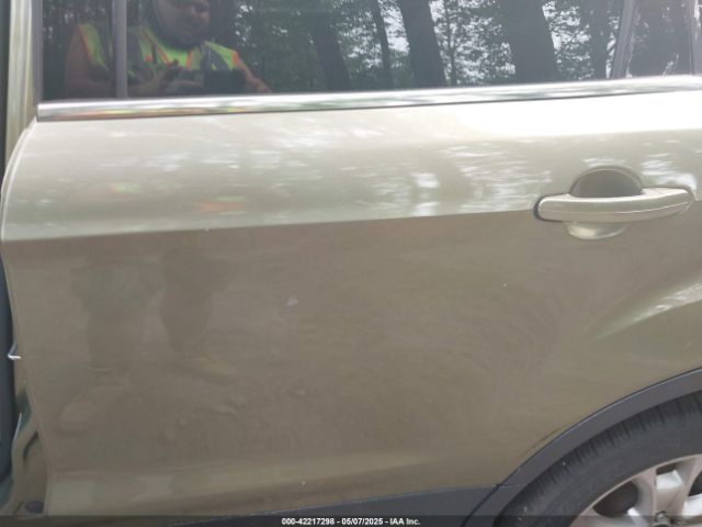 1FMCU9JX9EUB23972 Ford Escape Titanium