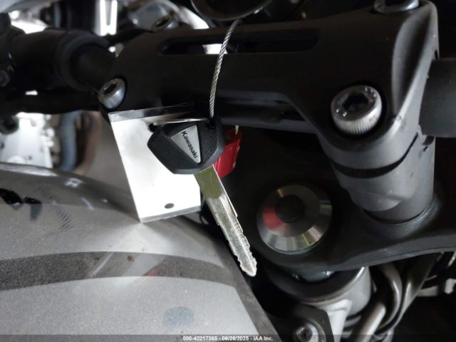 2022 KAWASAKI ZR900 JKAZR2E13NA010270 Photo 10