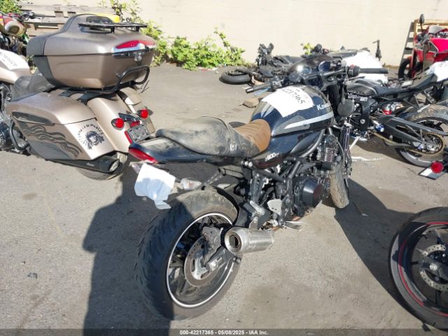 2022 KAWASAKI ZR900 JKAZR2E13NA010270 Photo 3