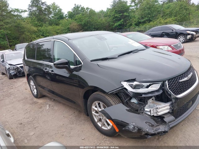 Chrysler Pacifica Touring L 2024 2C4RC1BG9RR162341 Image 13
