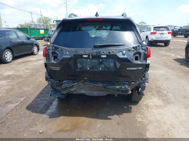 JF2SKAUC8KH455293 Subaru Forester Limited