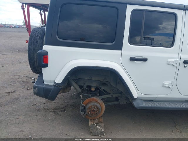 1C4HJXEN7KW535887 Jeep Wrangler Unlimited Sahara 4x4