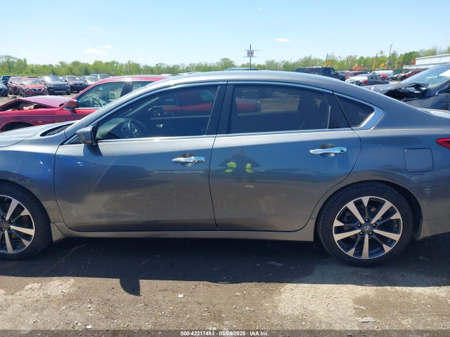 1N4AL3AP2HC499117 Nissan Altima 2.5 Sr