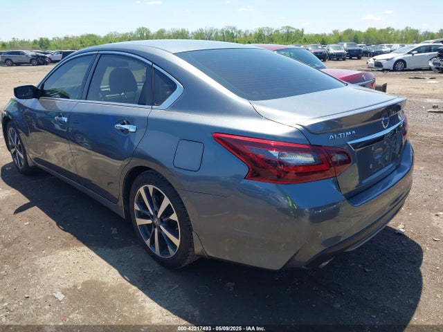 1N4AL3AP2HC499117 Nissan Altima 2.5 Sr