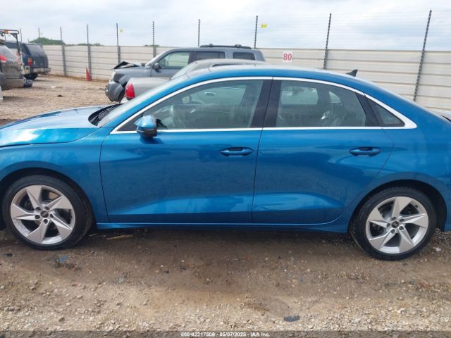 WAUAUDGY4PA101569 Audi A3 Premium 40 Tfsi Front-wheel Drive S Tronic