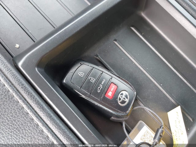 5TFLA5DB9PX106225 Toyota Tundra Sr5