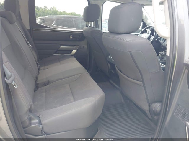 5TFLA5DB9PX106225 Toyota Tundra Sr5