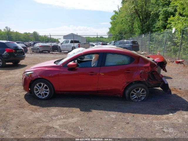 3MYDLBZV8GY125803 Scion IA