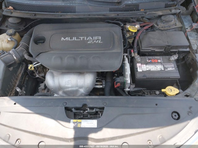 1C3CCCAB1FN670341 Chrysler 200 Limited