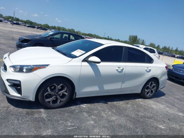 3KPF24AD4LE214109 KIA Forte Lxs