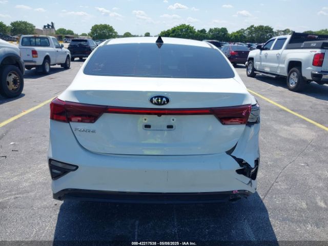 3KPF24AD4LE214109 KIA Forte Lxs