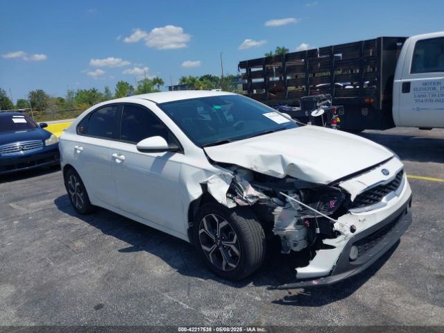 3KPF24AD4LE214109 KIA Forte Lxs
