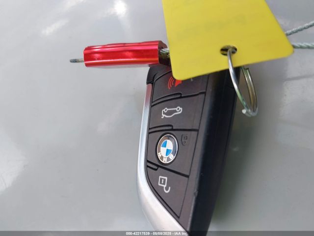 2019 BMW X3 5UXTR7C58KLR49721 Photo 10