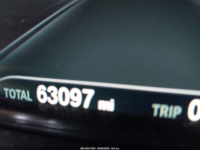 5UXTR7C58KLR49721 BMW 2019
