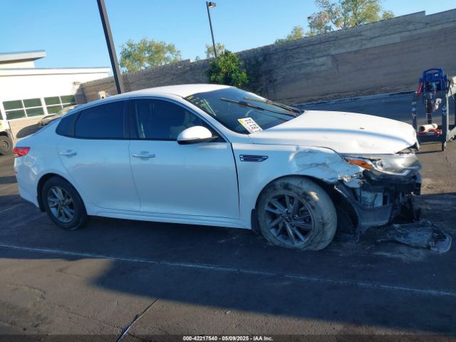 5XXGT4L39KG311785 KIA Optima Lx