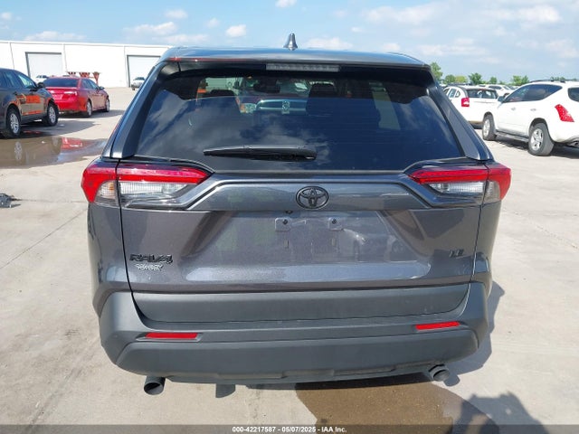 Toyota RAV4 LE 2024 2T3H1RFV0RC259296 Image 17
