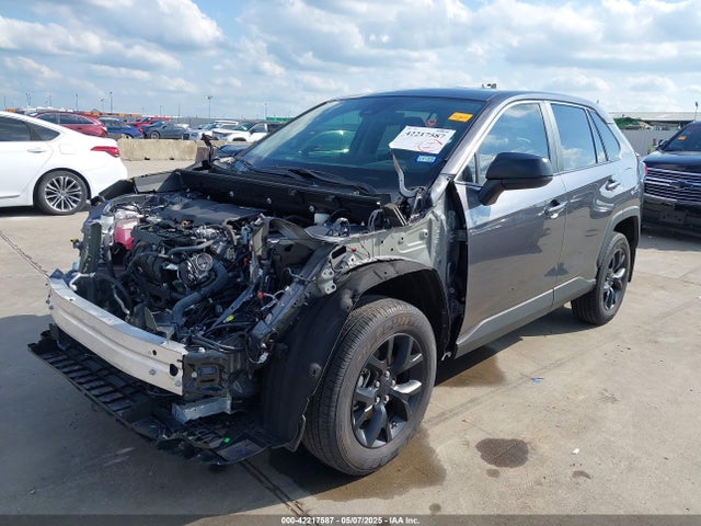 Toyota RAV4 LE 2024 2T3H1RFV0RC259296 Image 2