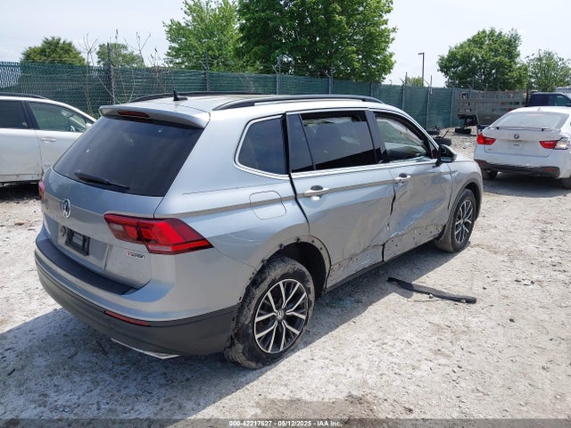 3VV2B7AX5KM176406 Volkswagen Tiguan 2.0t Se/2.0t Sel/2.0t Sel R-line/2.0t Sel R-line Black