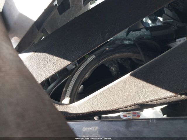 1G6DP5RK0M0147569 Cadillac lsy