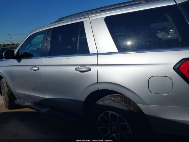 1FMJU1J89REA34338 Ford Expedition Xlt