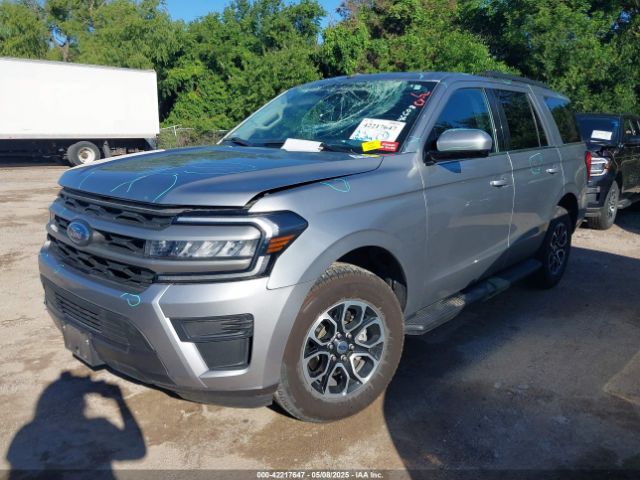 1FMJU1J89REA34338 Ford Expedition Xlt