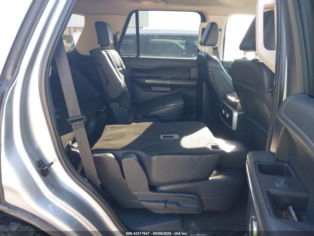 1FMJU1J89REA34338 Ford Expedition Xlt