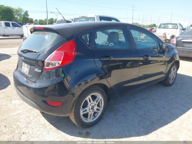 3FADP4EJ5JM106891 Ford FIESTA SE