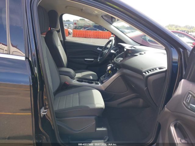 1FMCU0GX9GUC60433 Ford ESCAPE SE