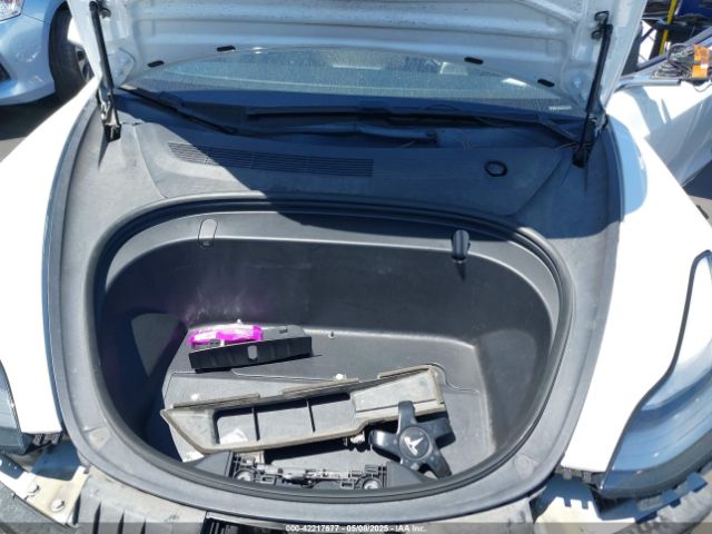 2019 TESLA MODEL 3 5YJ3E1EA2KF476518 Photo 9