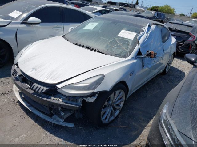 2019 TESLA MODEL 3 5YJ3E1EA2KF476518 Photo 1