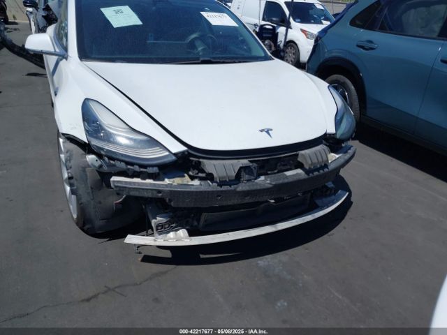 2019 TESLA MODEL 3 5YJ3E1EA2KF476518 Photo 5