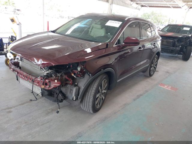 2019 LINCOLN MKC 5LMCJ3C94KUL50192 Photo 1