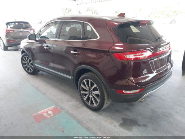 2019 LINCOLN MKC 5LMCJ3C94KUL50192 Photo 2