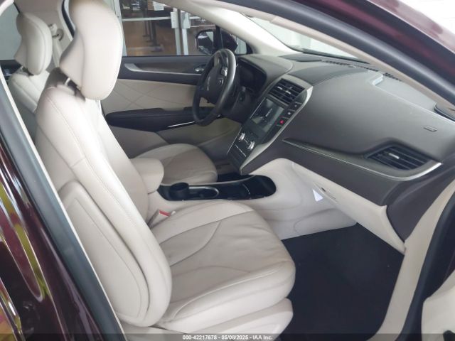 2019 LINCOLN MKC 5LMCJ3C94KUL50192 Photo 4