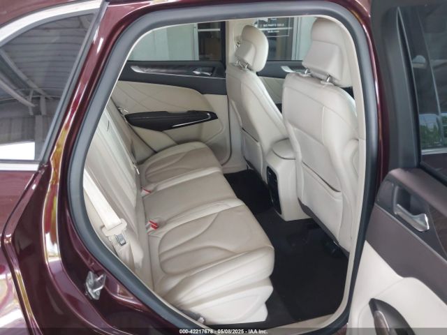 2019 LINCOLN MKC 5LMCJ3C94KUL50192 Photo 7