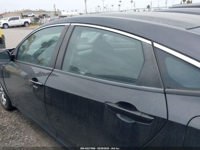 2HGFC2F58HH524733 Honda Civic Lx