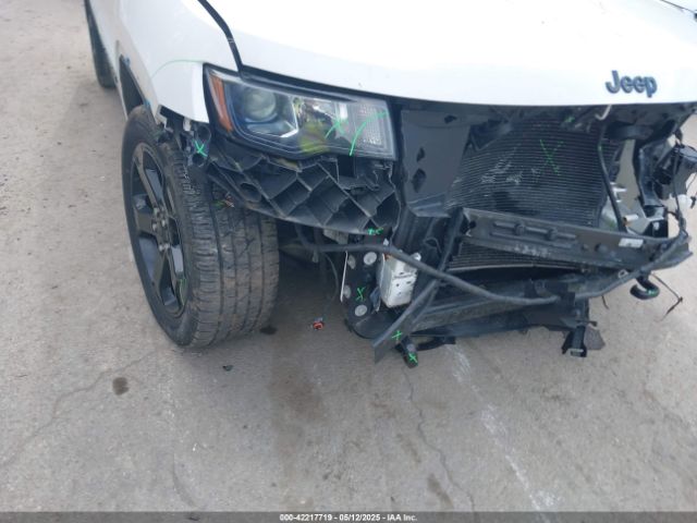 1C4RJFAG8KC541396 Jeep Grand Cherokee Upland 4x4