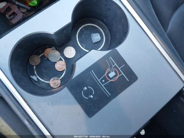 2023 TESLA MODEL Y 7SAYGDEFXPF834181 Photo 10