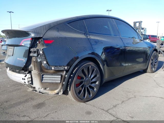 2023 TESLA MODEL Y 7SAYGDEFXPF834181 Photo 3