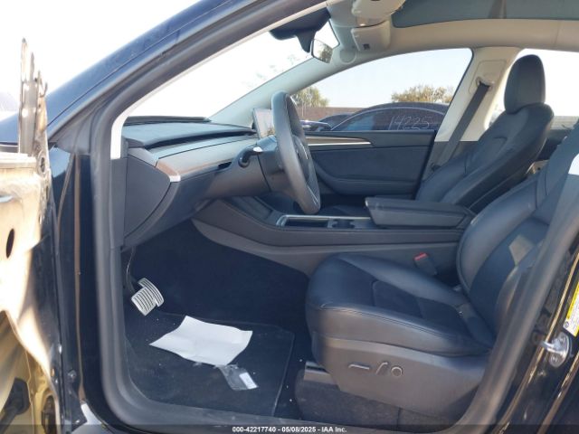 2023 TESLA MODEL Y 7SAYGDEFXPF834181 Photo 4